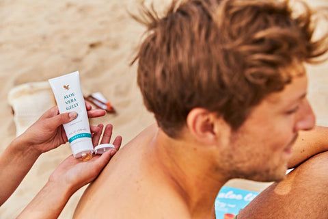 Aloe Vera im Sommer: Abkühlung & Pflege nach der Sonne
