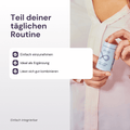 Forever Firming Complex - Frau zeigt Produkt + Bulletpoints