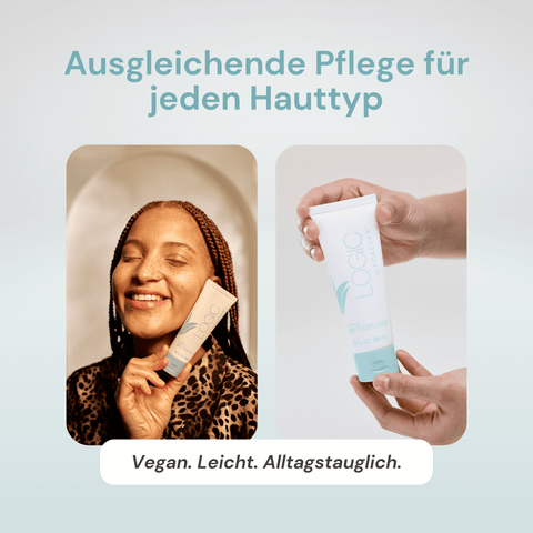 Frau lächelt und hat Forever Logic Gel Moisturizer in der Hand
